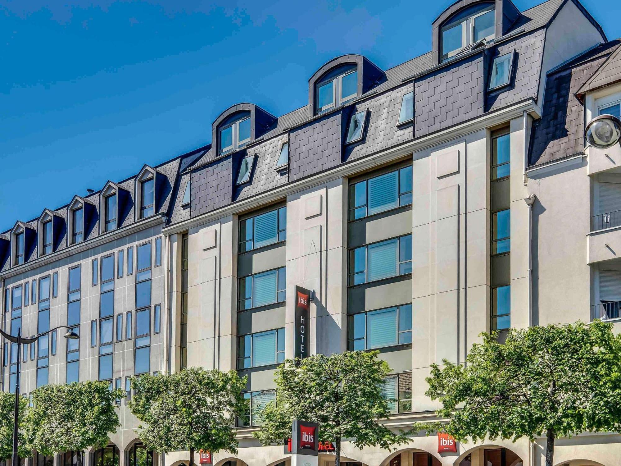 Ibis Paris Rueil Malmaison Exterior foto